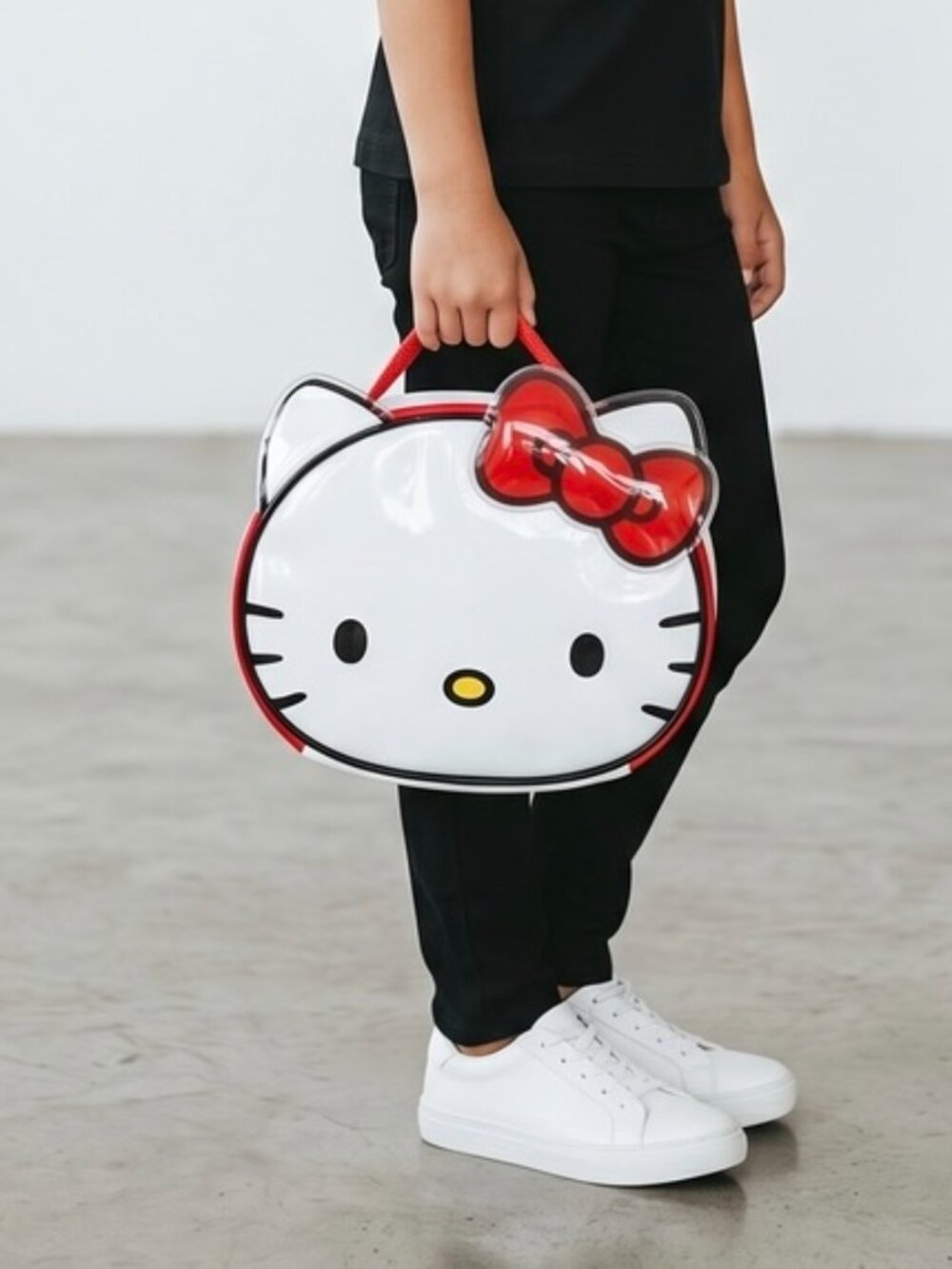 Hello Kitty‎ by Sanrio Lunchbox White Full Zip Around insulated